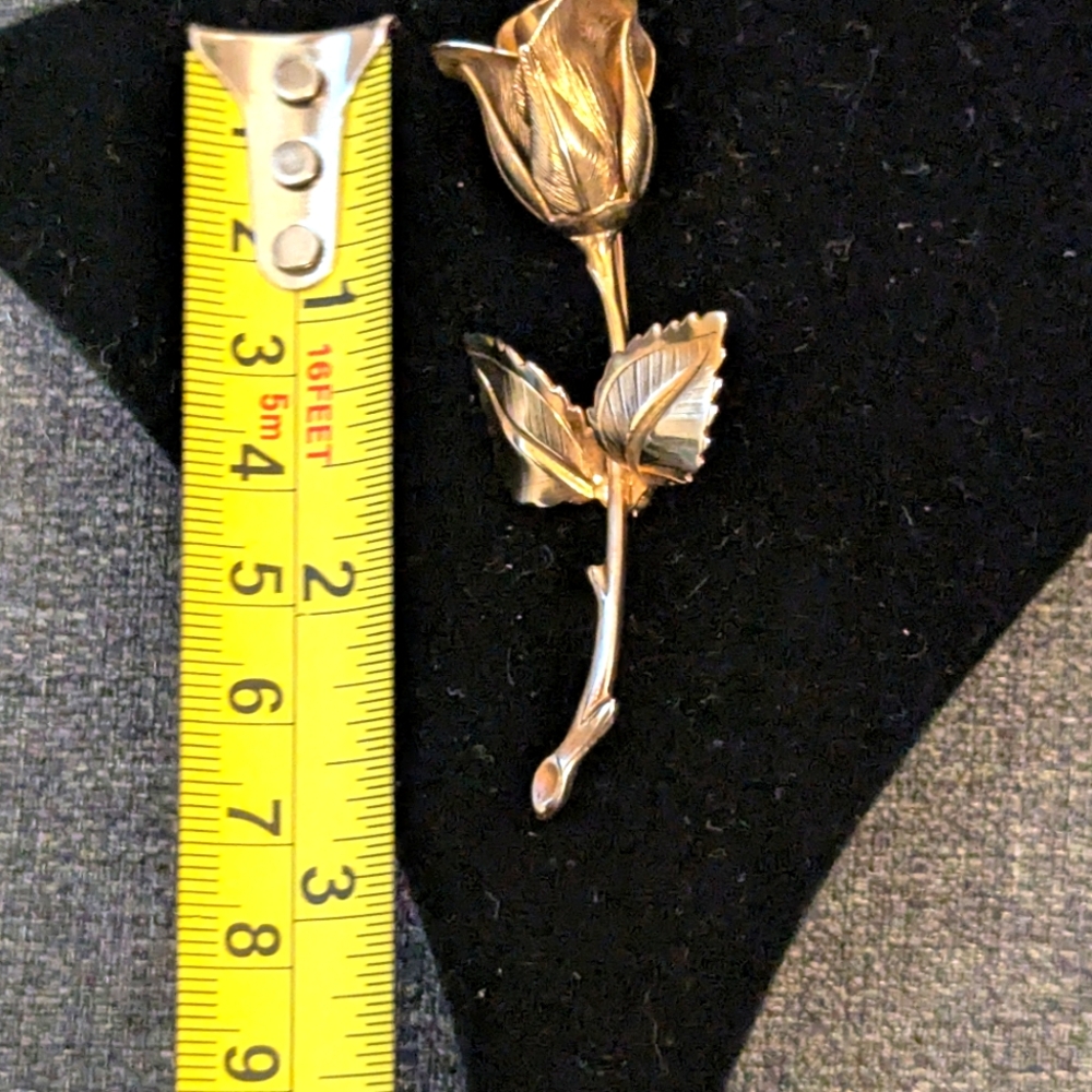 Vintage Giovanni Gold Tone Metal Rose Flower Form Pin / Brooch 3” - Picture 6 of 6